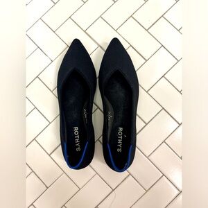 Rothy’s The Point II in Black Size 7.5 LIKE NEW